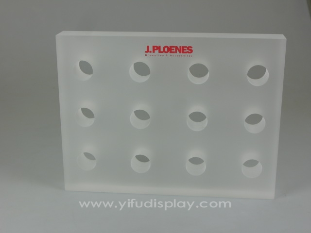 Scarf Holder AC006